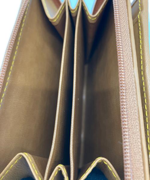 HUNTING WORLD（ハンティングワールド）HUNTING WORLD (ハンティングワールド) 2つ折り財布 グリーン×ブラウンの古着・服飾アイテム