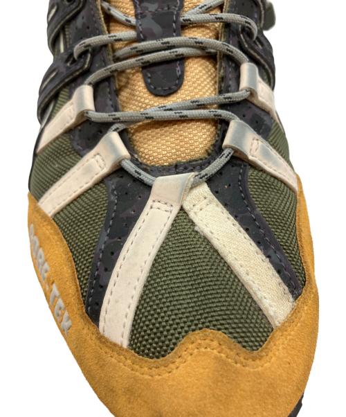 asics（アシックス）asics (アシックス) GORE-TEX ローカットスニーカー カーキ×オリーブ サイズ:29cmの古着・服飾アイテム