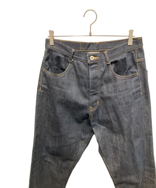 sulvam（サルバム）sulvam (サルバム) デニムパンツ インディゴ サイズ:Mの古着・服飾アイテム