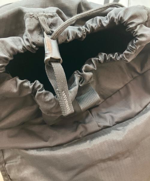 GREGORY（グレゴリー）GREGORY (グレゴリー) FLAPPY DAY フラッピーデイ バックパック ブラックの古着・服飾アイテム