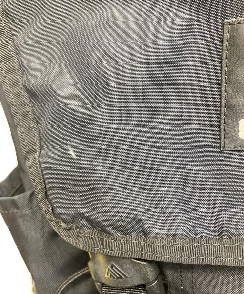 GREGORY（グレゴリー）GREGORY (グレゴリー) FLAPPY DAY フラッピーデイ バックパック ブラックの古着・服飾アイテム