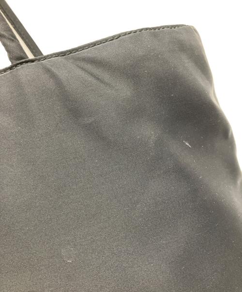 PRADA（プラダ）PRADA (プラダ) ナイロントートバッグ ブラックの古着・服飾アイテム