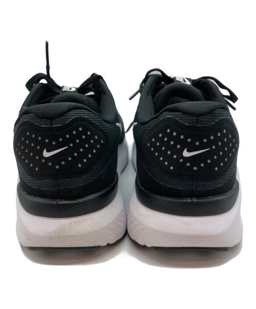 NIKE（ナイキ）NIKE (ナイキ) Nike Structure 26 ストラクチャー ローカットスニーカー ブラック×ホワイト サイズ:30㎝の古着・服飾アイテム