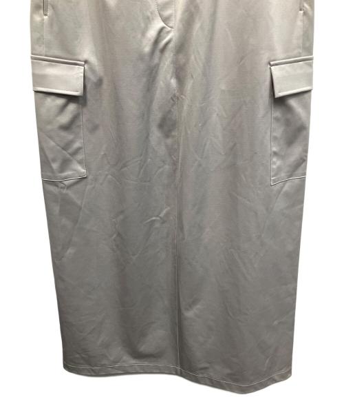 COGTHEBIGSMOKE（コグザビッグスモーク）COGTHEBIGSMOKE (コグザビッグスモーク) セミタイトロングカーゴスカート/KHLOE LONG CARGO SKIRT ロングスカート グレー サイズ:FREEの古着・服飾アイテム