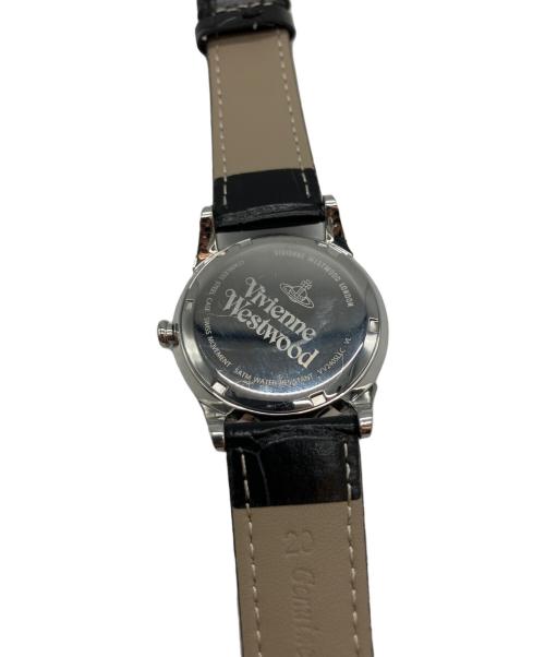 Vivienne Westwood（ヴィヴィアンウエストウッド）Vivienne Westwood (ヴィヴィアンウエストウッド) クォーツ レザーベルト(社外品) リストウォッチ ホワイトの古着・服飾アイテム