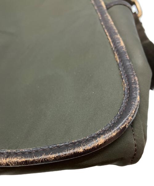BURBERRY（バーバリー）BURBERRY (バーバリー) メッセンジャーバッグ オリーブの古着・服飾アイテム