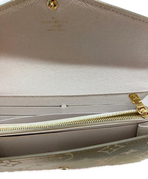 LOUIS VUITTON（ルイ ヴィトン）LOUIS VUITTON (ルイ ヴィトン) モノグラムグラデーション ポルトフォイユ・サラ・イン・ザ・シティ 長財布の古着・服飾アイテム