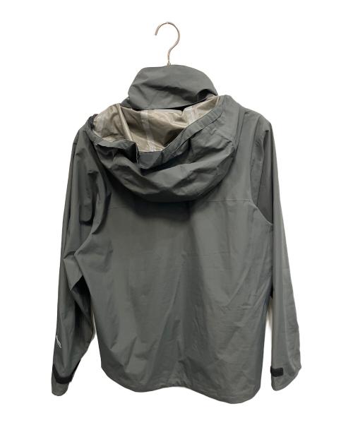 DAIWA（ダイワ）DAIWA (ダイワ) green label relaxing (グリーンレーベルリラクシング) GORE-TEX ゴアテックス ナイロンジャケット グレー サイズ:Lの古着・服飾アイテム