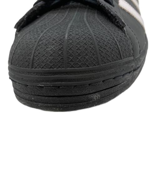 adidas（アディダス）adidas (アディダス) SUPER STAR スーパースター ローカットスニーカー ブラック サイズ:27cmの古着・服飾アイテム