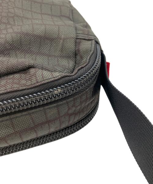 SUPREME（シュプリーム）SUPREME (シュプリーム) ショルダーバッグ グレーの古着・服飾アイテム