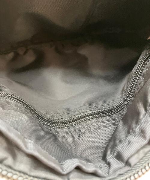 SUPREME（シュプリーム）SUPREME (シュプリーム) ショルダーバッグ グレーの古着・服飾アイテム