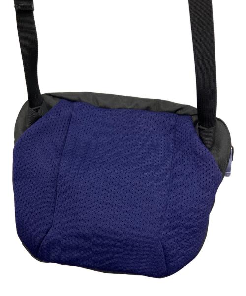 ARC'TERYX（アークテリクス）ARC'TERYX (アークテリクス) ショルダーバッグ ブラック×パープルの古着・服飾アイテム