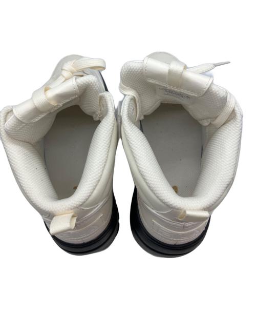 FILA（フィラ）FILA (フィラ) ディスラプターⅡウェッジミッド ベージュ サイズ:25.5cmの古着・服飾アイテム