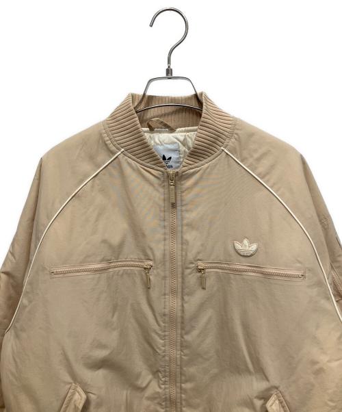 adidas（アディダス）adidas (アディダス) W BOMBER アウター HK5232 MBEI ベージュ サイズ:Sの古着・服飾アイテム