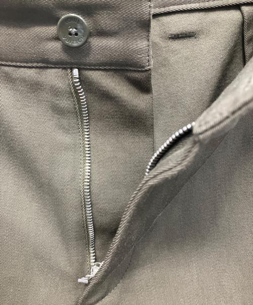 LOUIS VUITTON（ルイ ヴィトン）LOUIS VUITTON (ルイ ヴィトン) 23SS パネルカーゴパンツ カーキ サイズ:36の古着・服飾アイテム