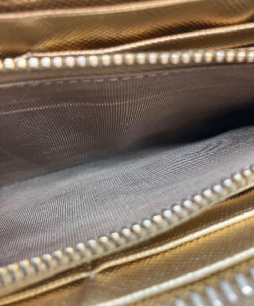 PRADA（プラダ）PRADA (プラダ) 長財布 ゴールドの古着・服飾アイテム