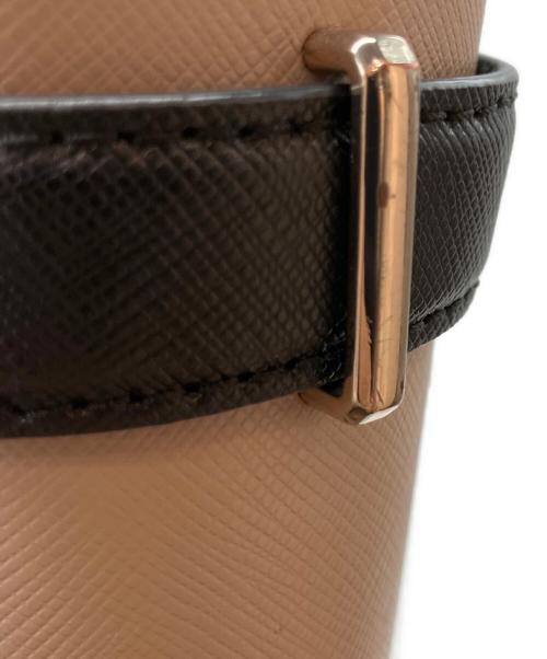 Kate Spade（ケイトスペード）Kate Spade (ケイトスペード) ステイシー カラーブロックラッフトップトート チャコールグレーの古着・服飾アイテム