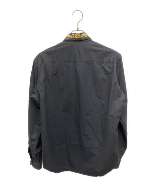 VERSACE（ヴェルサーチェ）VERSACE (ヴェルサーチェ) BAROCCO EMBROIDERED SHIRT 長袖シャツ ブラック サイズ:41の古着・服飾アイテム
