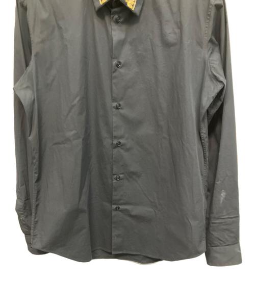 VERSACE（ヴェルサーチェ）VERSACE (ヴェルサーチェ) BAROCCO EMBROIDERED SHIRT 長袖シャツ ブラック サイズ:41の古着・服飾アイテム