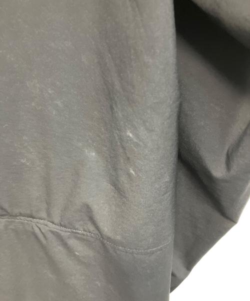 1PIU1UGUALE3 RELAX（ウノピゥウノウグァーレトレ リラックス）1PIU1UGUALE3 RELAX (ウノピゥウノウグァーレトレ リラックス) ランニングロゴパーカー ブラック サイズ:XLの古着・服飾アイテム