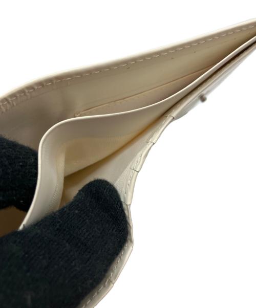 Jean Paul GAULTIER（ジャンポールゴルチェ）Jean Paul GAULTIER (ジャンポールゴルチェ) 2つ折り財布 ホワイトの古着・服飾アイテム