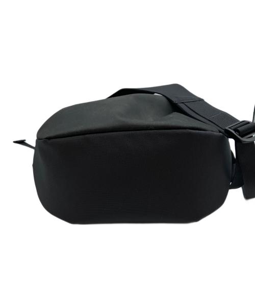 ARC'TERYX（アークテリクス）ARC'TERYX (アークテリクス) ARRO 8 SHOULDER BAG ショルダーバッグの古着・服飾アイテム