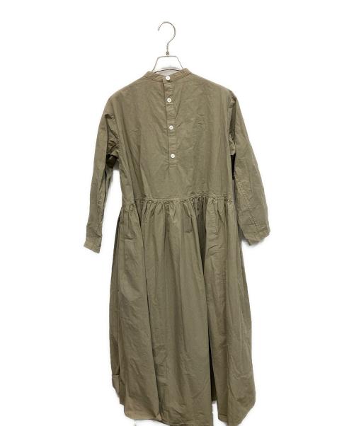 BEARDSLEY（ビアズリー）BEARDSLEY (ビアズリー) ギャザーシャツワンピース 長袖ワンピース カーキ サイズ:Freeの古着・服飾アイテム