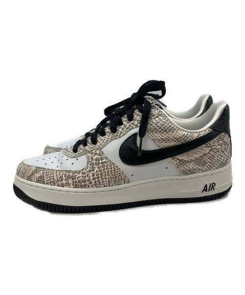 NIKE（ナイキ）NIKE (ナイキ) AIR FORCE 1 RETRO 【COCOA SNAKE】 ローカットスニーカー ホワイト×カーキ サイズ:27cmの古着・服飾アイテム