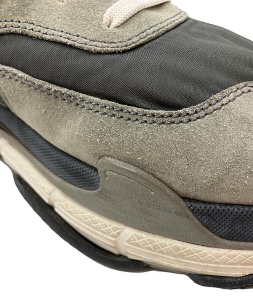 BALENCIAGA（バレンシアガ）BALENCIAGA (バレンシアガ) TRIPLE S ローカットスニーカー グレー サイズ:29㎝の古着・服飾アイテム