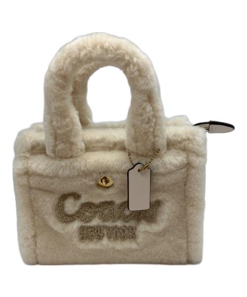 COACH（コーチ）COACH (コーチ) 2026年発売モデル カーゴ ボアハンドバッグ ホワイトの古着・服飾アイテム