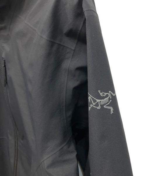 ARC'TERYX（アークテリクス）ARC'TERYX (アークテリクス) レイルロングジャケット ナイロンジャケット ブラック サイズ:Sの古着・服飾アイテム