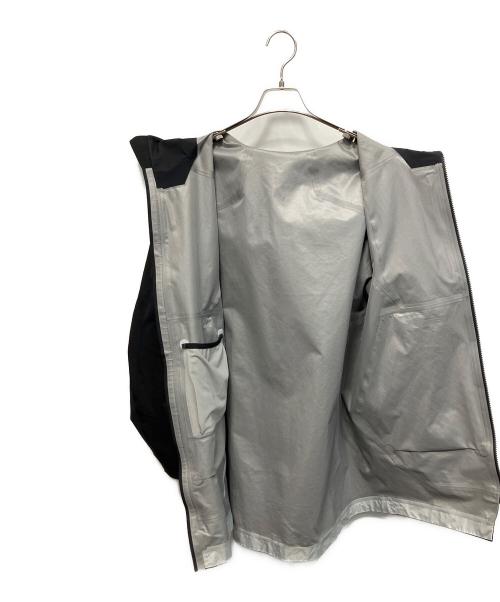 ARC'TERYX（アークテリクス）ARC'TERYX (アークテリクス) レイルロングジャケット ナイロンジャケット ブラック サイズ:Sの古着・服飾アイテム