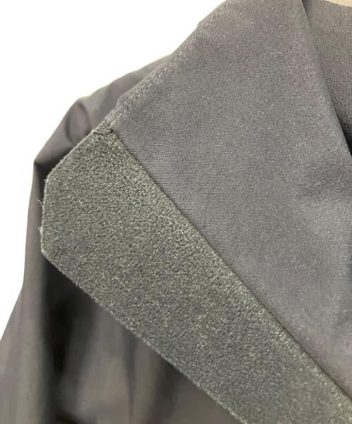 ARC'TERYX（アークテリクス）ARC'TERYX (アークテリクス) レイルロングジャケット ナイロンジャケット ブラック サイズ:Sの古着・服飾アイテム