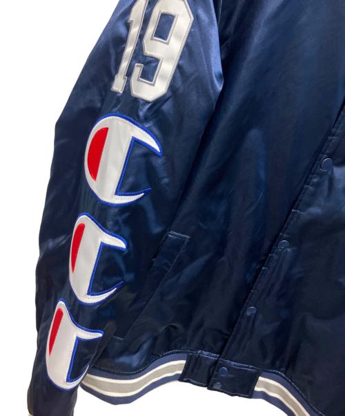 Champion（チャンピオン）Champion (チャンピオン) SUPREME (シュプリーム) CHAMPION HOODED SATIN VARSITY ブルゾン ネイビー サイズ:Mの古着・服飾アイテム