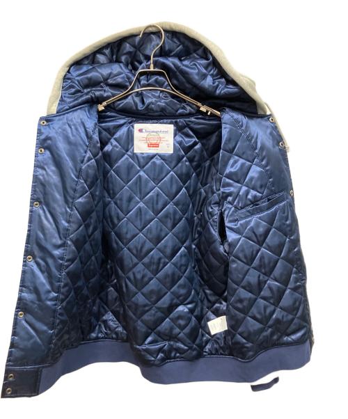 Champion（チャンピオン）Champion (チャンピオン) SUPREME (シュプリーム) CHAMPION HOODED SATIN VARSITY ブルゾン ネイビー サイズ:Mの古着・服飾アイテム