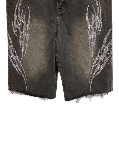 SUPPLIER（サプライヤー）SUPPLIER (サプライヤー) TRIBAL RHINESTONE DENIM SHORTS ハーフパンツ ブラック サイズ:Mの古着・服飾アイテム