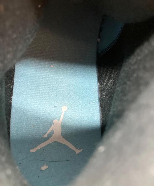 NIKE（ナイキ）NIKE (ナイキ) Air Jordan 1 Mid SE 