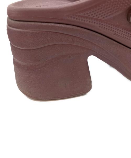 crocs（クロックス）crocs (クロックス) サイレンチェーンクロッグ サンダル ブラウン サイズ:24cmの古着・服飾アイテム