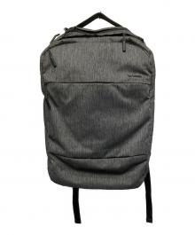 Incase（インケース）の古着「City バックパック」｜グレー