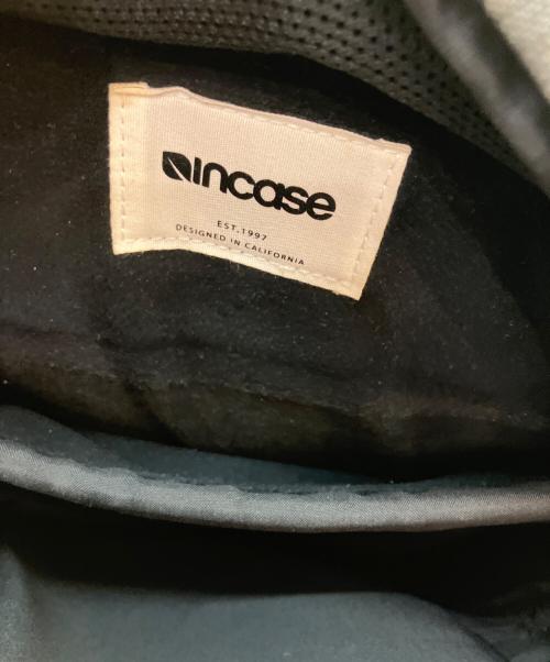 Incase（インケース）Incase (インケース) City バックパック グレーの古着・服飾アイテム