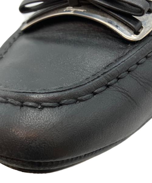 Salvatore Ferragamo（サルヴァトーレ フェラガモ）Salvatore Ferragamo (サルヴァトーレ フェラガモ) フラットシューズ ブラック サイズ:6 1/2の古着・服飾アイテム