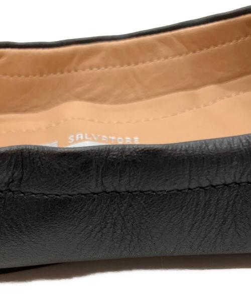 Salvatore Ferragamo（サルヴァトーレ フェラガモ）Salvatore Ferragamo (サルヴァトーレ フェラガモ) フラットシューズ ブラック サイズ:6 1/2の古着・服飾アイテム