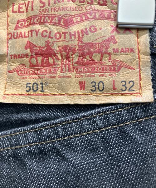 LEVI'S（リーバイス）LEVI'S (リーバイス) 00s 先染め デニムパンツ ブラック サイズ:W30の古着・服飾アイテム