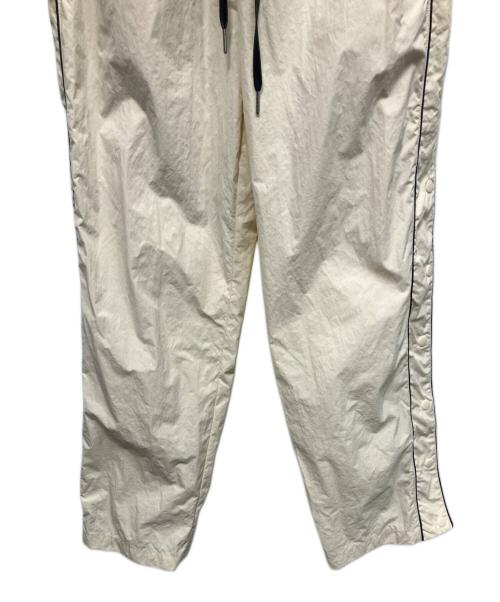 MAISON SPECIAL（メゾンスペシャル）MAISON SPECIAL (メゾンスペシャル) Double Waist Side Button Pants ナイロンパンツ ホワイト サイズ:36の古着・服飾アイテム