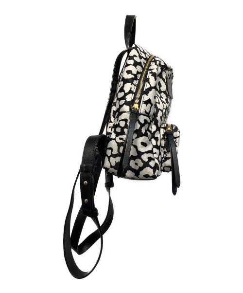 JIMMY CHOO（ジミーチュウ）JIMMY CHOO (ジミーチュウ) CANDICE BACKPACK WXJCGG ミニリュック ホワイト×ブラックの古着・服飾アイテム