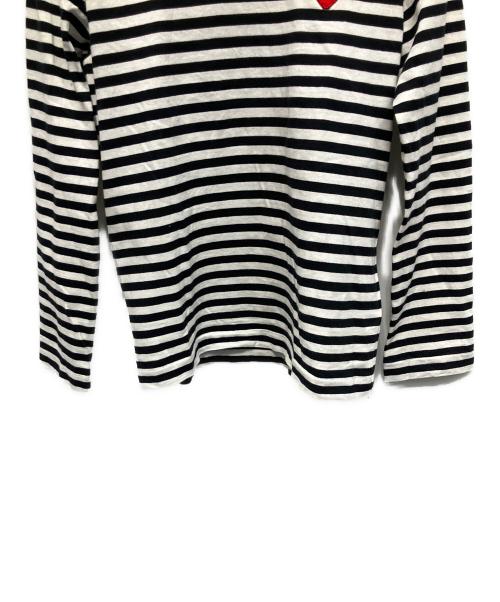 PLAY COMME des GARCONS（プレイコムデギャルソン）PLAY COMME des GARCONS (プレイコムデギャルソン) ボーダー 長袖カットソー ホワイト×ブラック サイズ:Sの古着・服飾アイテム