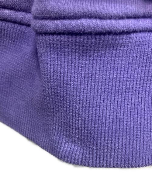STONE ISLAND（ストーンアイランド）STONE ISLAND (ストーンアイランド) ワッペンロゴスウェット スウェット バイオレット サイズ:Mの古着・服飾アイテム