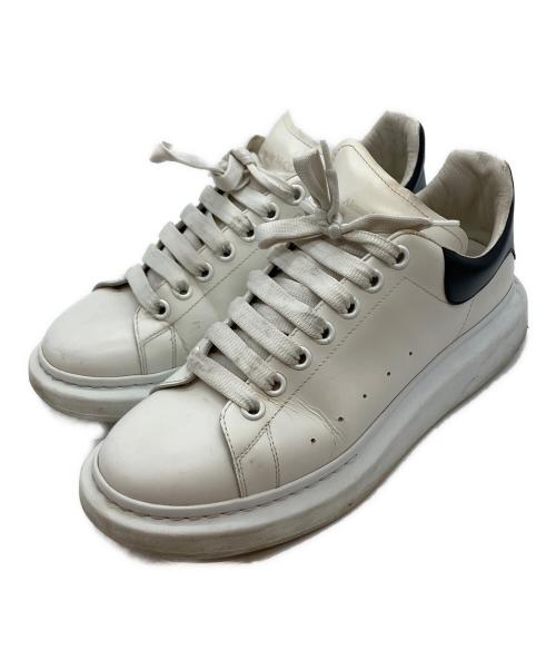 ALEXANDER McQUEEN（アレキサンダーマックイーン）ALEXANDER McQUEEN (アレキサンダーマックイーン) ローカットスニーカー ホワイト サイズ:43の古着・服飾アイテム