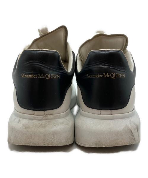 ALEXANDER McQUEEN（アレキサンダーマックイーン）ALEXANDER McQUEEN (アレキサンダーマックイーン) ローカットスニーカー ホワイト サイズ:43の古着・服飾アイテム