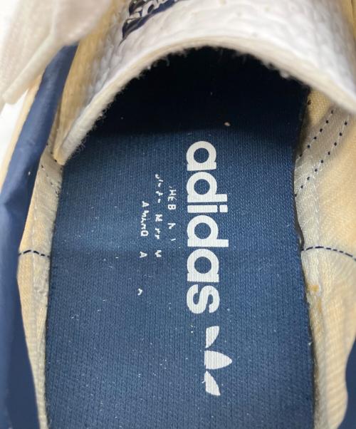 adidas（アディダス）adidas (アディダス) SL72 スニーカー ベージュ×ネイビー サイズ:26cmの古着・服飾アイテム